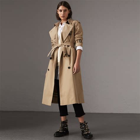 burberry womens trench coats gucci|burberry trench coat women.